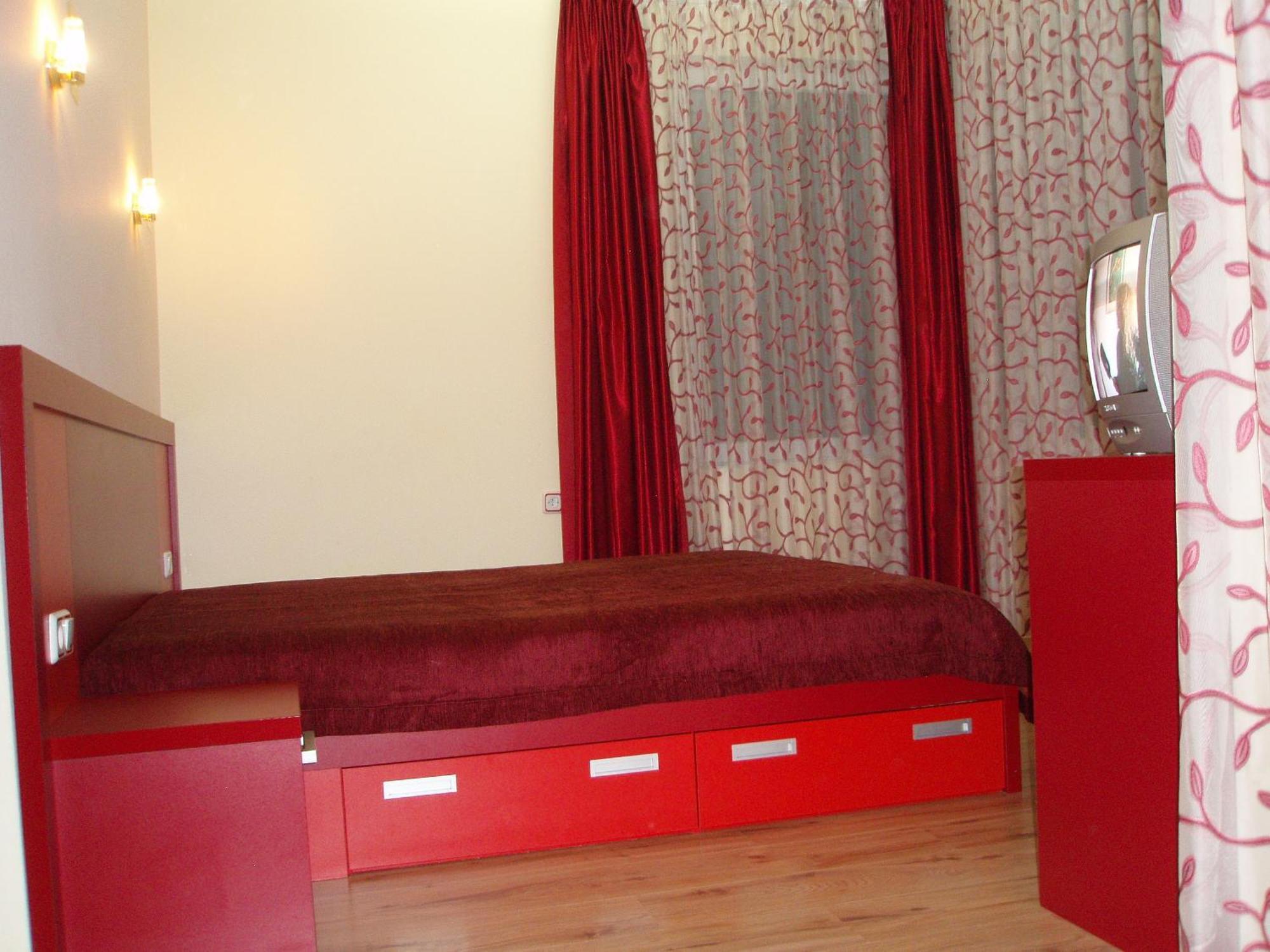 Mania Guest House Kalofer Kamer foto